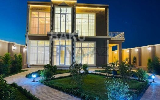 5 Room House / Villa for Sale in Baku