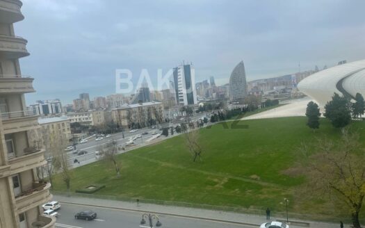 3 Room New Apartment for Sale in Baku