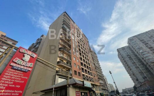 7 Room New Apartment for Sale in Baku