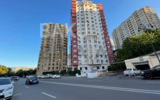 4 Room New Apartment for Sale in Baku