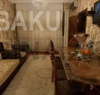 2 Rooms Old Apartment for Sale in Baku