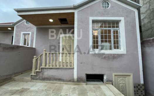 3 Room House / Villa for Sale in Baku