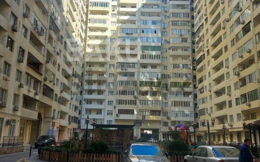 4 Room New Apartment for Sale in Baku