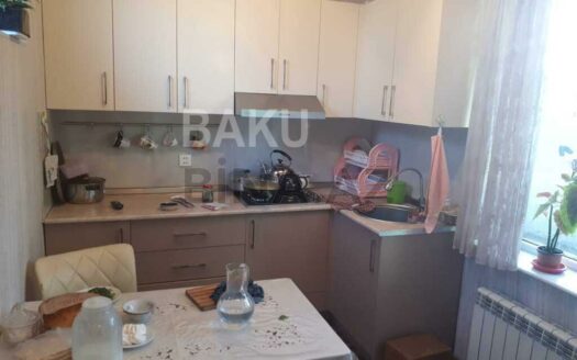 4 Room House / Villa for Sale in Baku