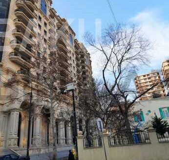 4 Room New Apartment for Sale in Baku