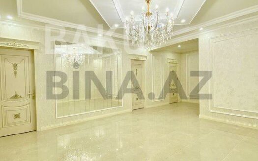 4 Room New Apartment for Sale in Baku