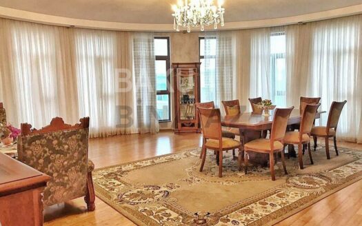 4 Room New Apartment for Sale in Baku