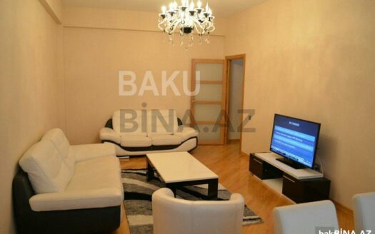 2 Rooms Old Apartment for Sale in Baku