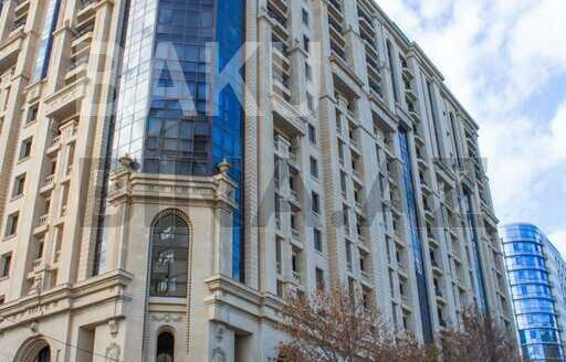 8 Room New Apartment for Sale in Baku