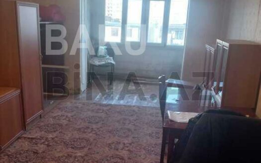 1 Room Old Apartment for Sale in Baku