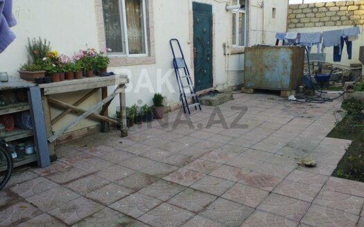 4 Room House / Villa for Sale in Baku