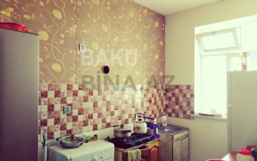 6 Room House / Villa for Sale in Baku