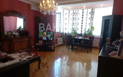 4 Room New Apartment for Sale in Baku