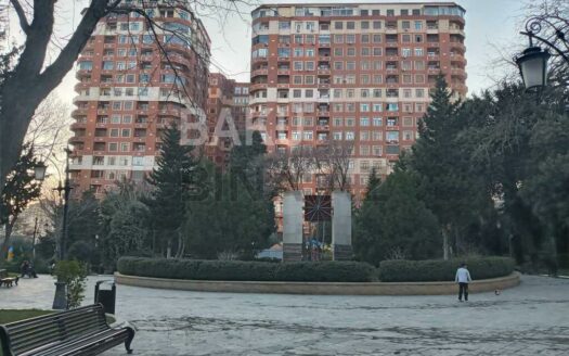 4 Room New Apartment for Sale in Baku