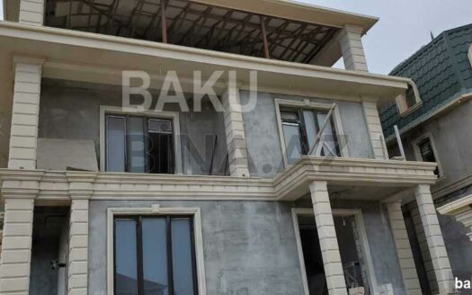 6 Room House / Villa for Sale in Baku