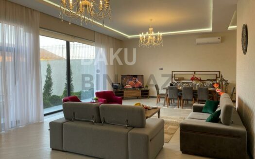 4 Room House / Villa for Sale in Baku