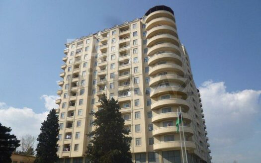 4 Room New Apartment for Sale in Baku