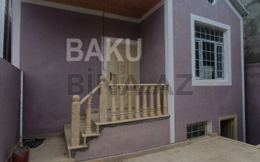 3 Room House / Villa for Sale in Baku