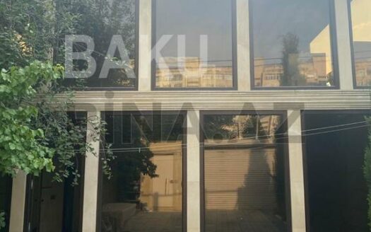 5 Room House / Villa for Sale in Baku