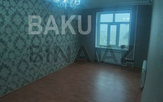 2 Rooms Old Apartment for Sale in Baku