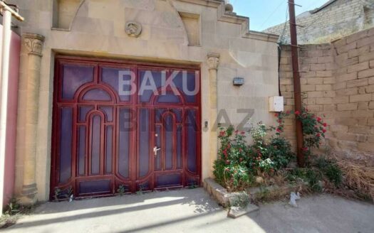 3 Room House / Villa for Sale in Baku