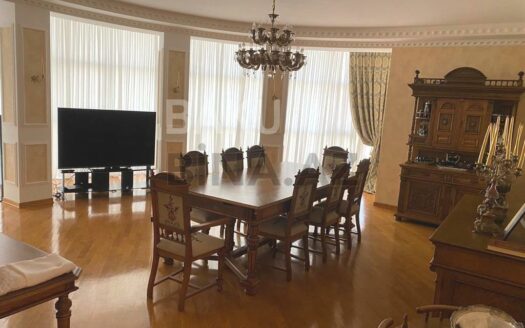 4 Room New Apartment for Sale in Baku