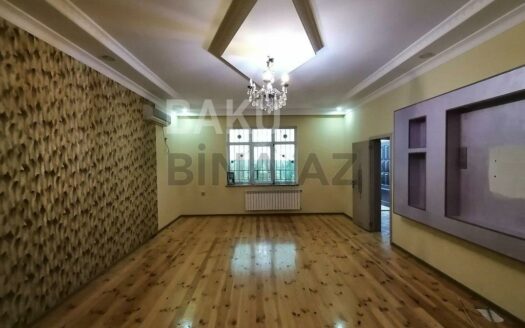 3 Room House / Villa for Sale in Baku