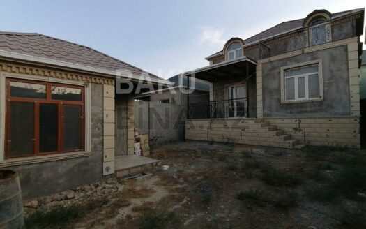 6 Room House / Villa for Sale in Baku