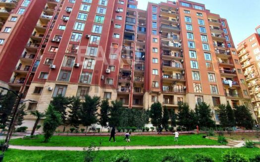 4 Room New Apartment for Sale in Baku