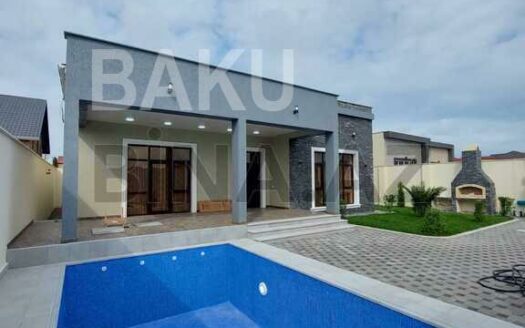 4 Room House / Villa for Sale in Baku