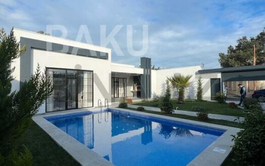 4 Room House / Villa for Sale in Baku