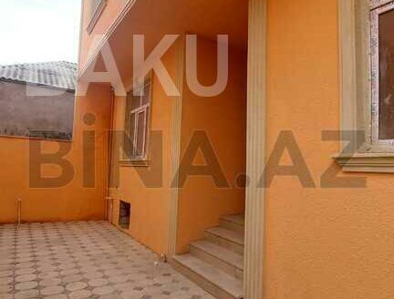 4 Room House / Villa for Sale in Khirdalan