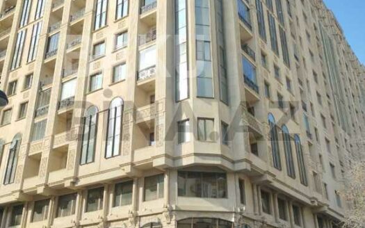 4 Room New Apartment for Sale in Baku