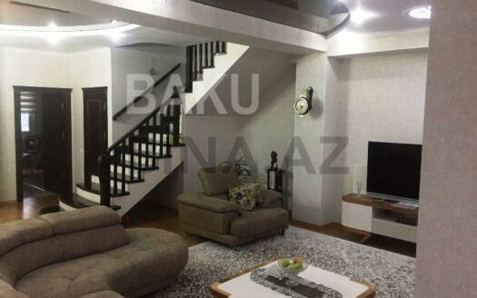 6 Room New Apartment for Sale in Baku