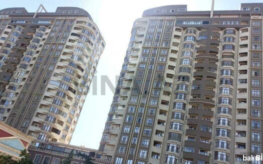 4 Room New Apartment for Sale in Baku