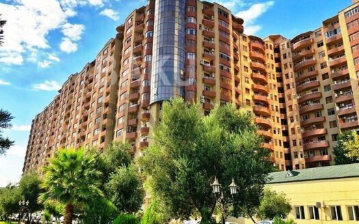 4 Room New Apartment for Sale in Baku