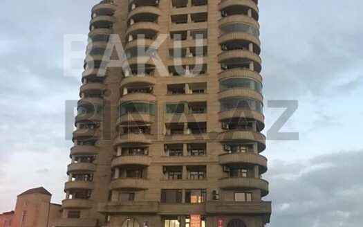 4 Room New Apartment for Sale in Baku