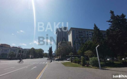 5 Room House / Villa for Sale in Baku