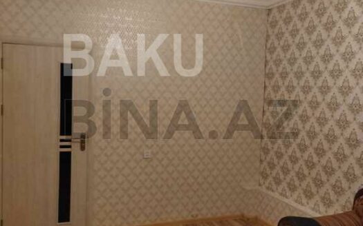 1 Room Old Apartment for Sale in Baku