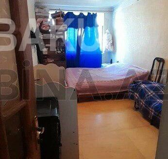 3 Room Old Apartment for Sale in Khirdalan