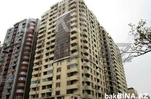 4 Room New Apartment for Sale in Baku