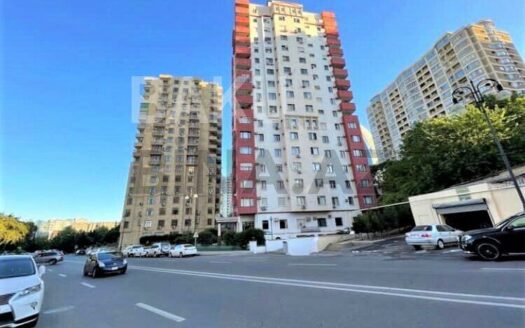 4 Room New Apartment for Sale in Baku