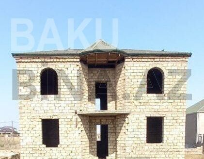 4 Room House / Villa for Sale in Baku