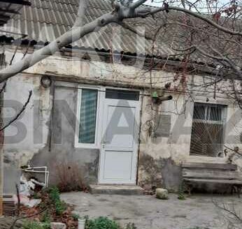 6 Room House / Villa for Sale in Baku