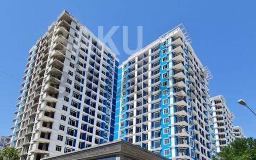 4 Room New Apartment for Sale in Baku