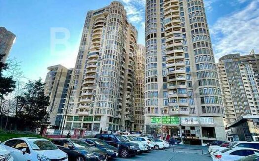 5 Room New Apartment for Sale in Baku