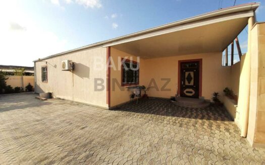 3 Room House / Villa for Sale in Baku