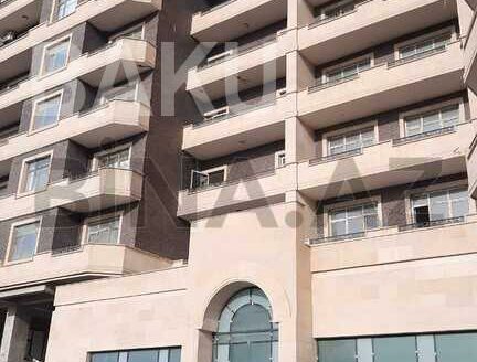 4 Room New Apartment for Sale in Baku