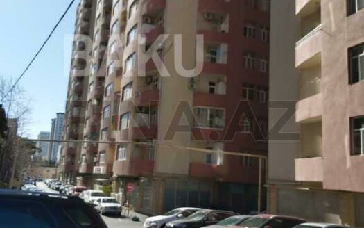 4 Room New Apartment for Sale in Baku