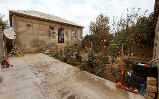 3 Room House / Villa for Sale in Baku